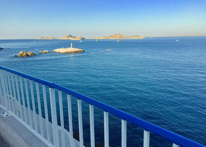 Vieux Port Proximite Panier Clim Central Cachet